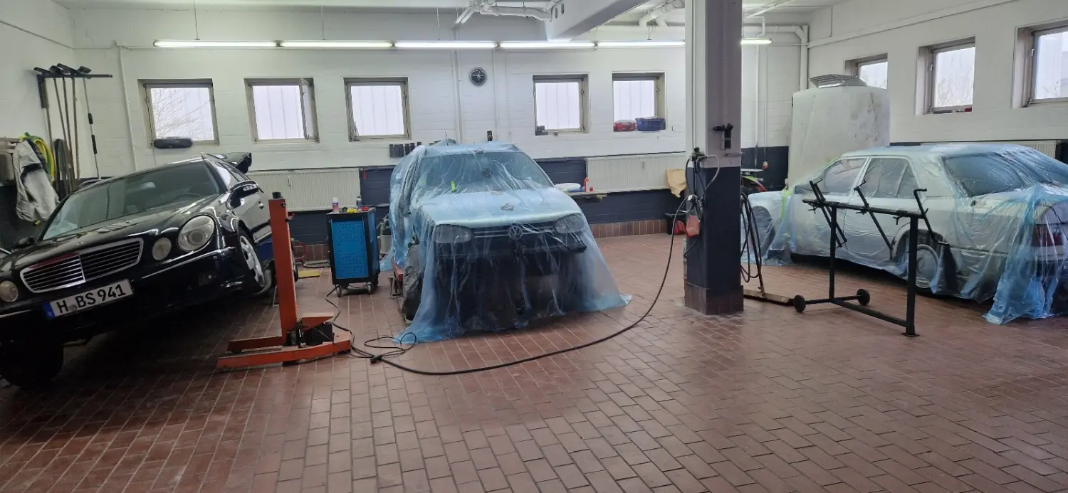 Autoreparatur durch Lackerei Hildebrandt